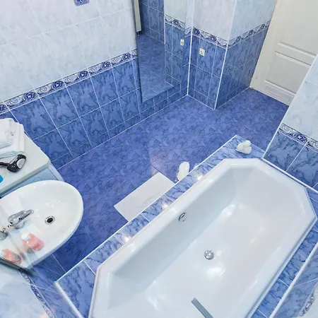 Апартаменти Roomer 31/3 Karl Marx Street 8